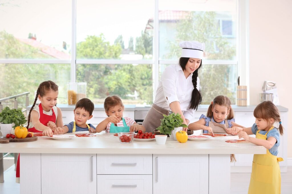 Ensemble de 11 Pcs/ensemble Ensemble de Cuisine et de Pâtisserie pour Enfants Ensemble de Chef de Luxe Costume Trousse de Jeu de Rôle Tablier Chapeau Complet